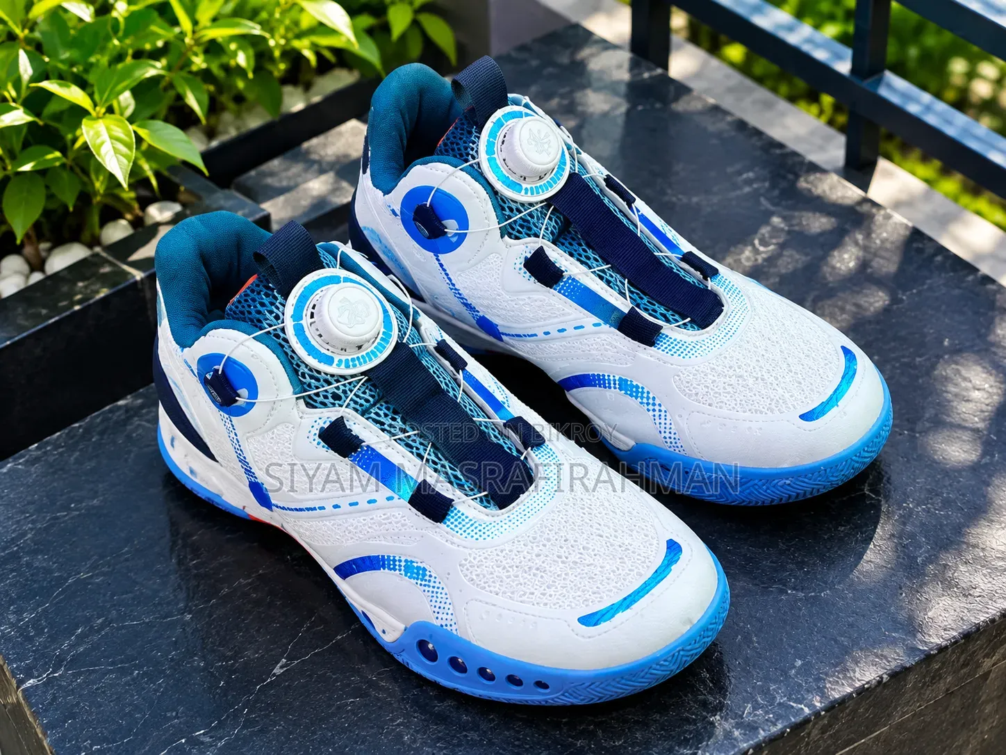 ✅️"Premium White & Navy Blue Sneakers" Size 42 (USED)