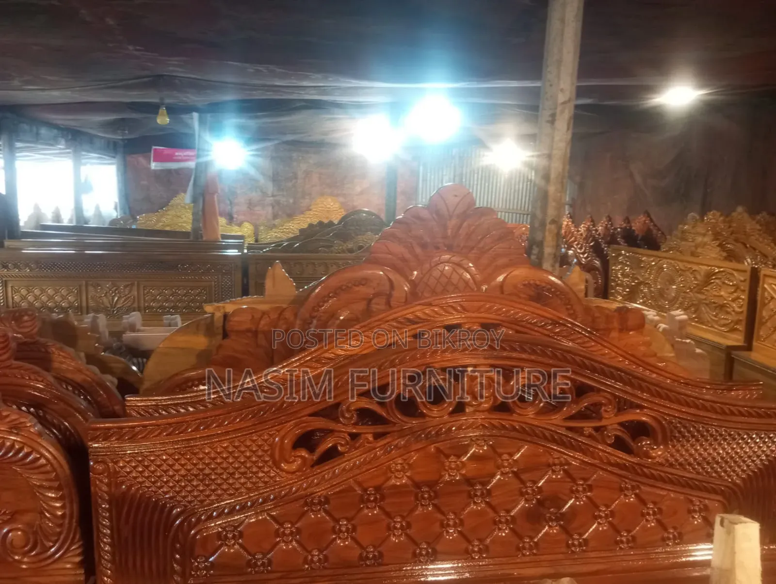 Old Palong Mahogany Wood Bed