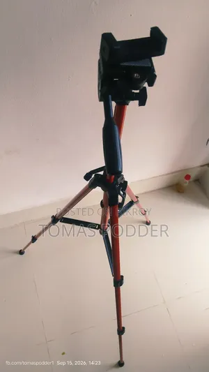 মোবাইল/ ইজ্ঞিয়ার স্টান্ড