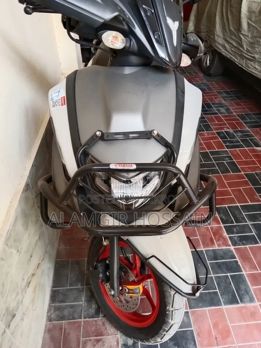 Yamaha 2024 White
