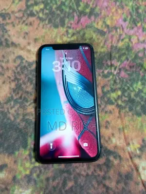 Apple iPhone 11 64 GB Black
