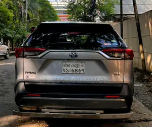 Toyota RAV4 XLE AWD 2019 Gray
