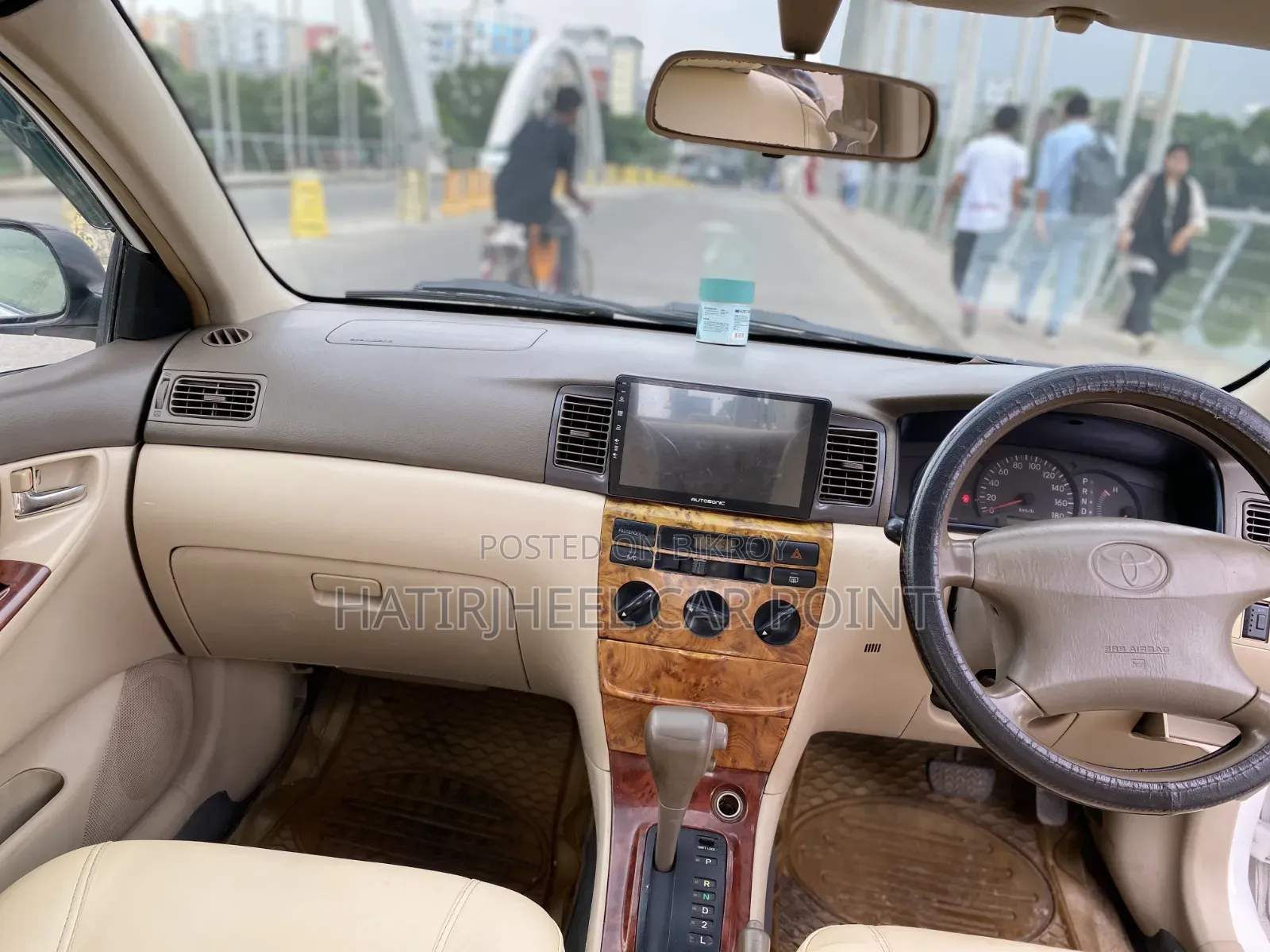 Toyota Corolla 2002 White