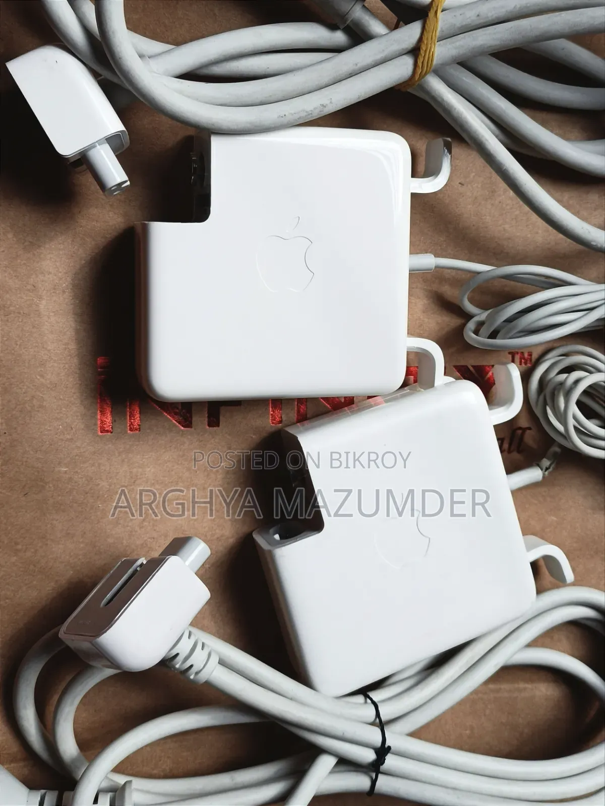 Apple Magsafe 2 Power Adapter (85watt) / Macbook Charger 85watt