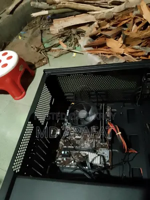 Desktop Computer 8GB AMD Ryzen 5 HDD 1T