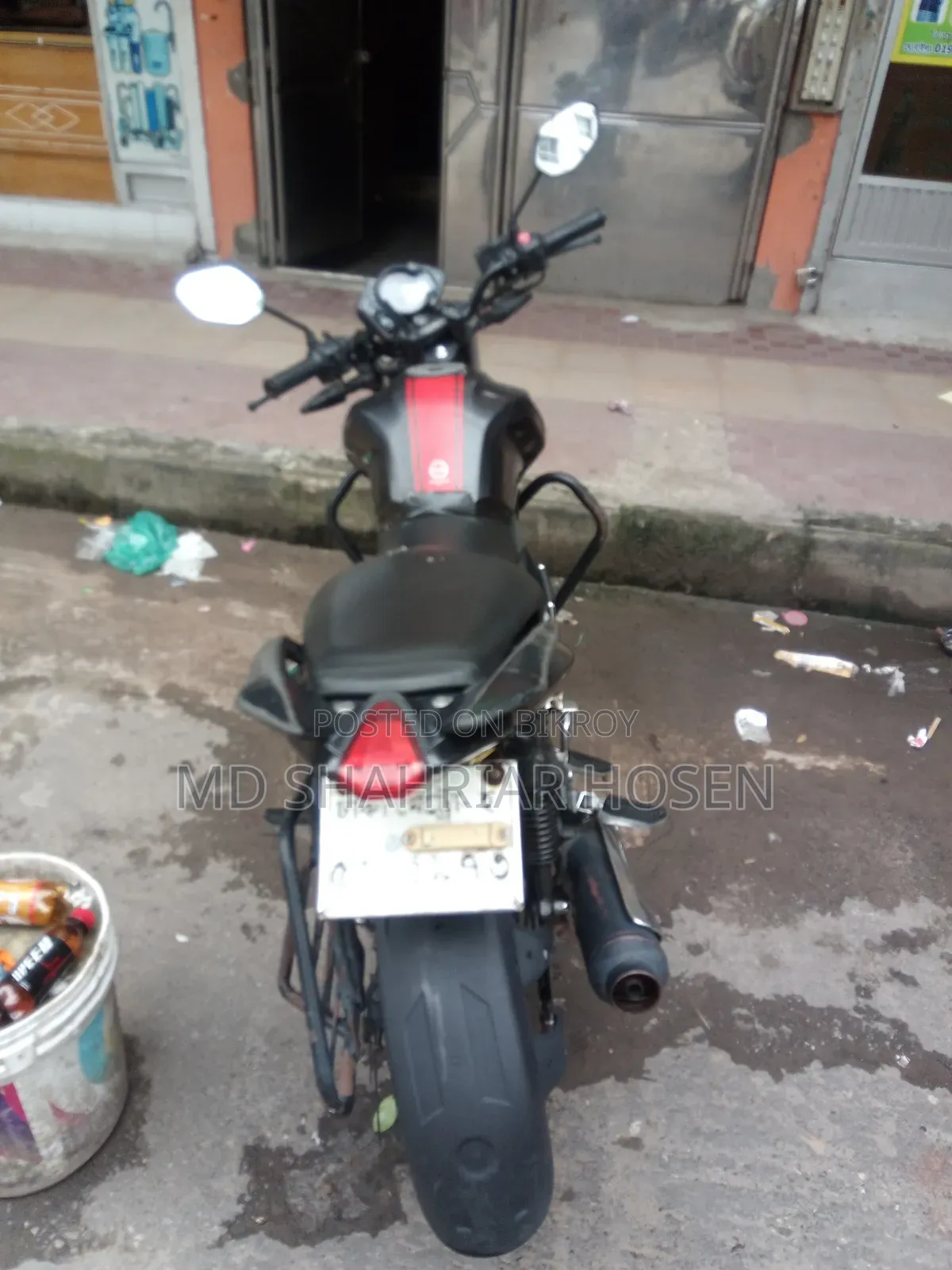 কিওয়ে আরকেএস ১০০ ২০১৭ ব্ল্যাক