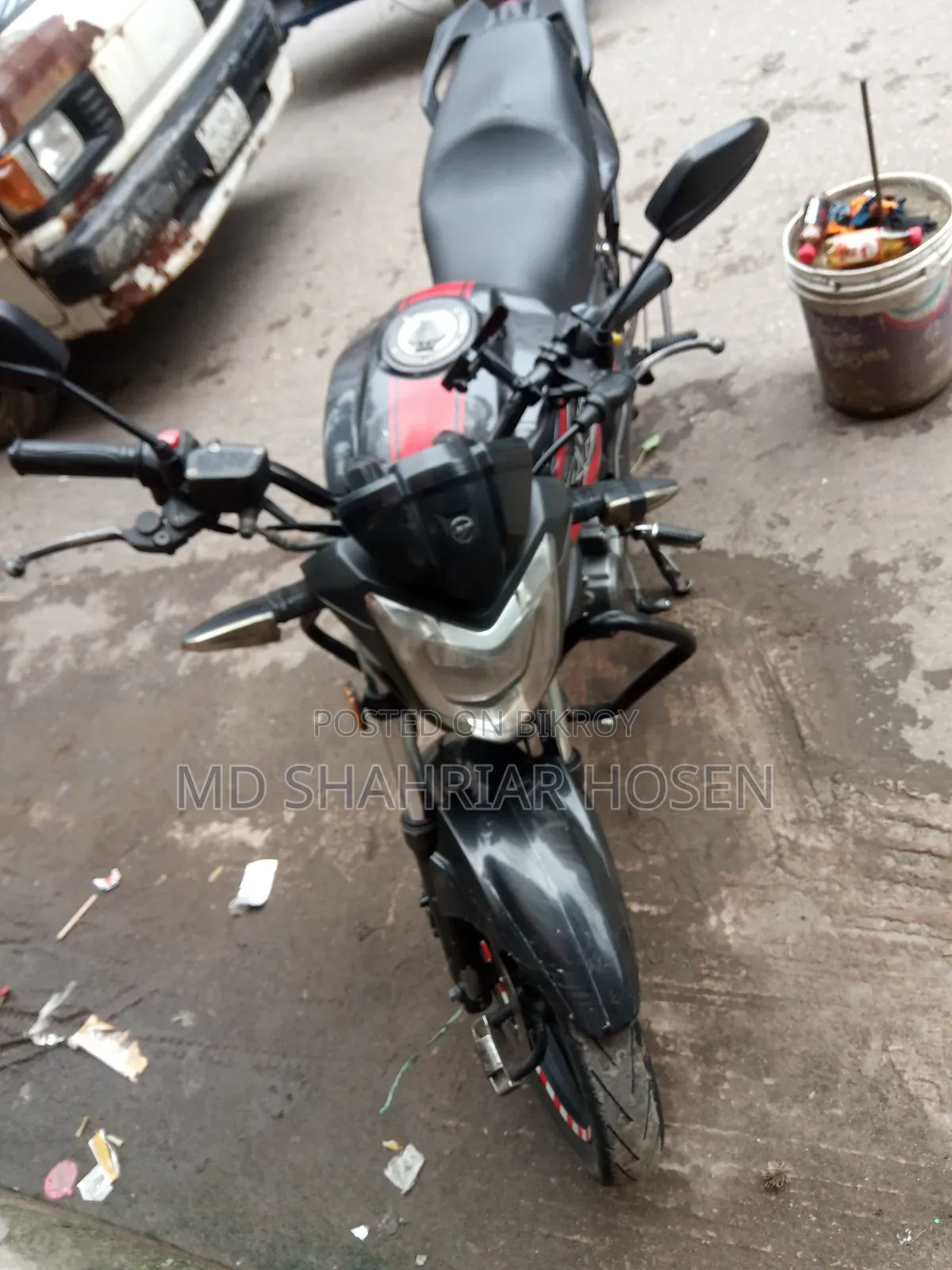 কিওয়ে আরকেএস ১০০ ২০১৭ ব্ল্যাক