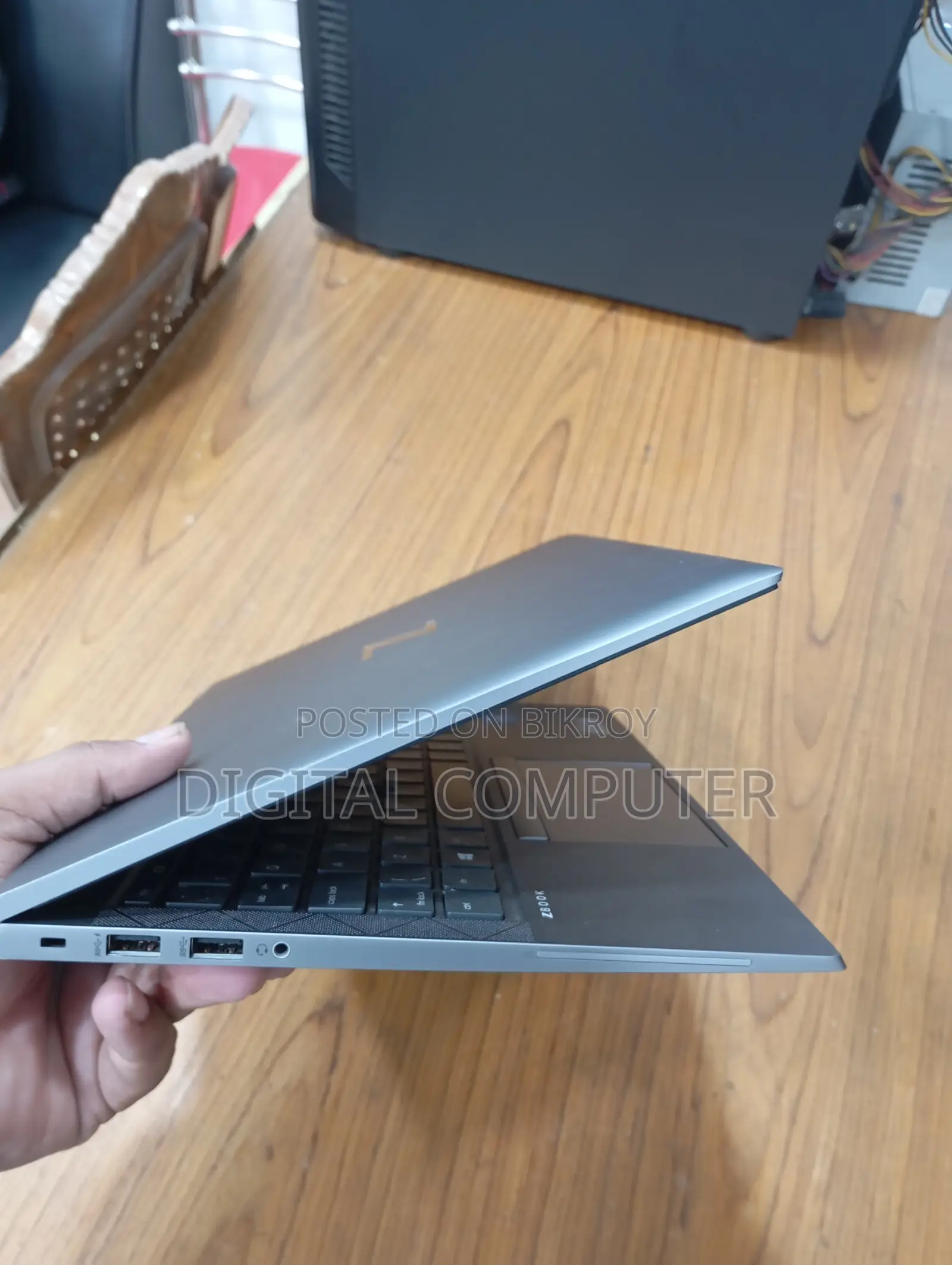 Laptop HP ZBook Firefly G8 16GB Intel Core I5 SSD 512GB
