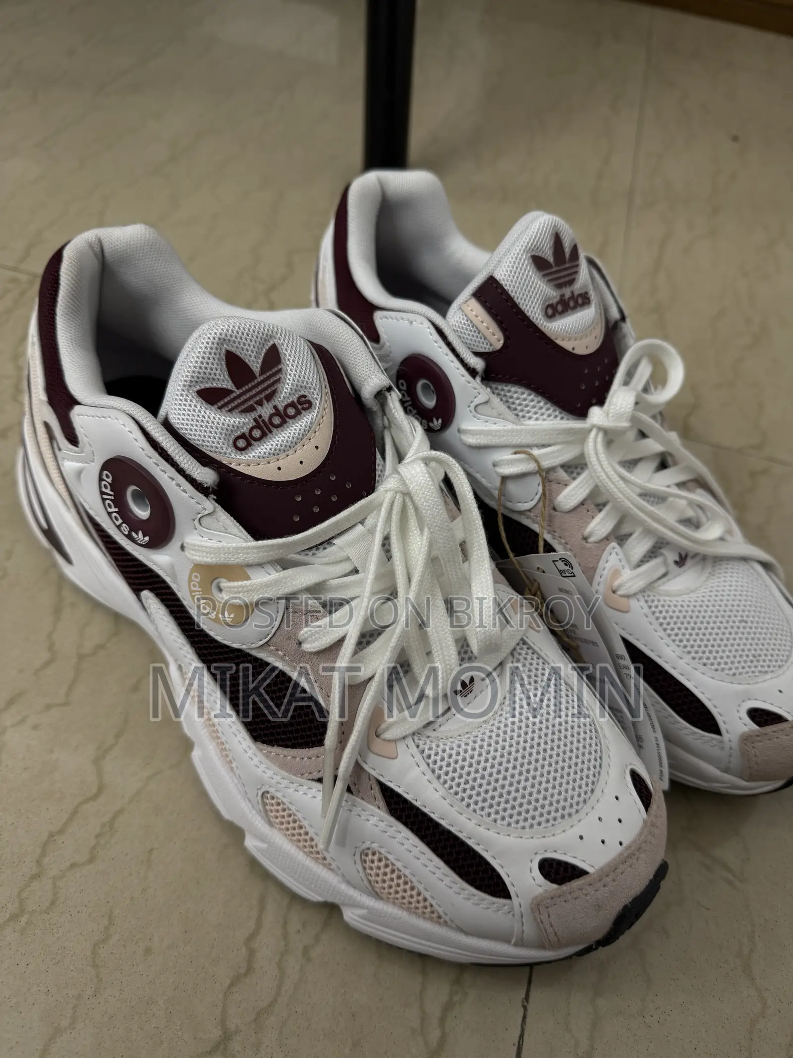 Original Adidas Astir IE6986 | Brand New | Uncommon Colorway