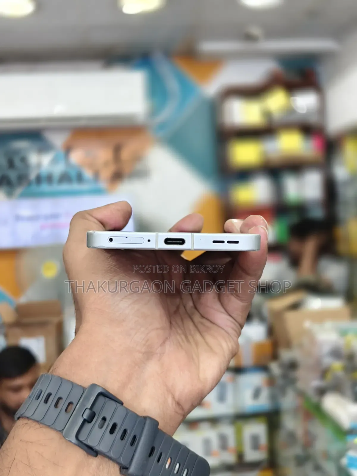 ওপ্পো রেনো ২৫৬ জিবি সাদা