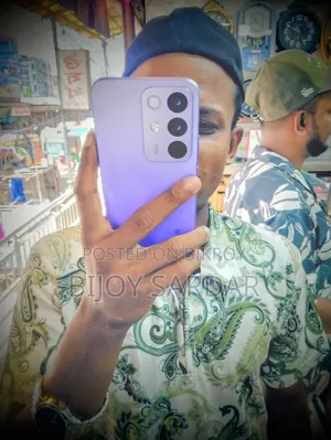 নতুন রিয়েলমি সি৮৫ প্রো ১২৮ জিবি পার্পল