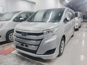 Toyota Noah 2.0 FWD (8 Seater) 2020 Silver