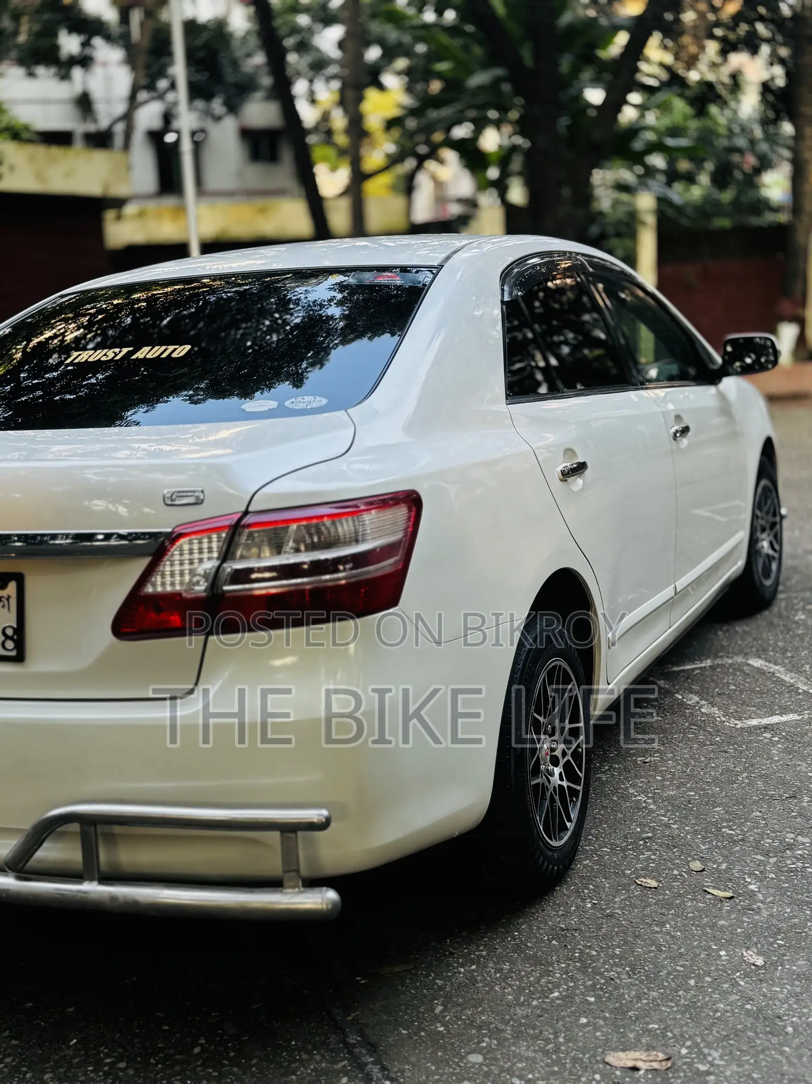 Toyota Premio 2011 White