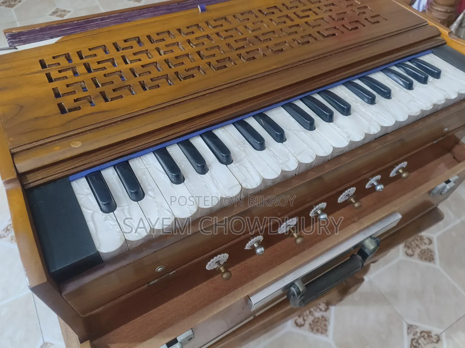 Harmonium (Harmonium)