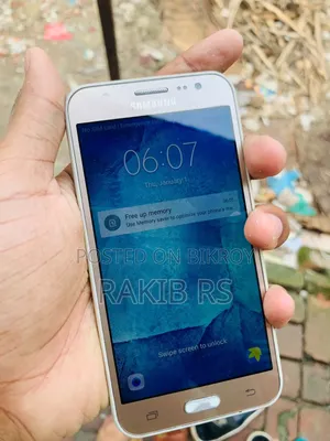 স্যামসাং গ্যালাক্সি জে৫ ১৬ জিবি কালো