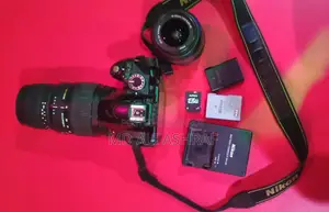 বিক্রির জন্য Nikon D3200 ডিএসএলআর ক্যামেরা