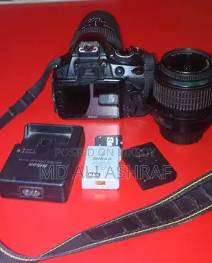 বিক্রির জন্য Nikon D3200 ডিএসএলআর ক্যামেরা