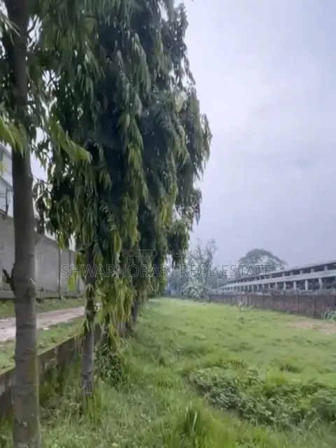 ঢাকার পূর্বাচলে বাড়ি করার জন্য প্রস্তুত কর্নার প্লট বিক্রয়