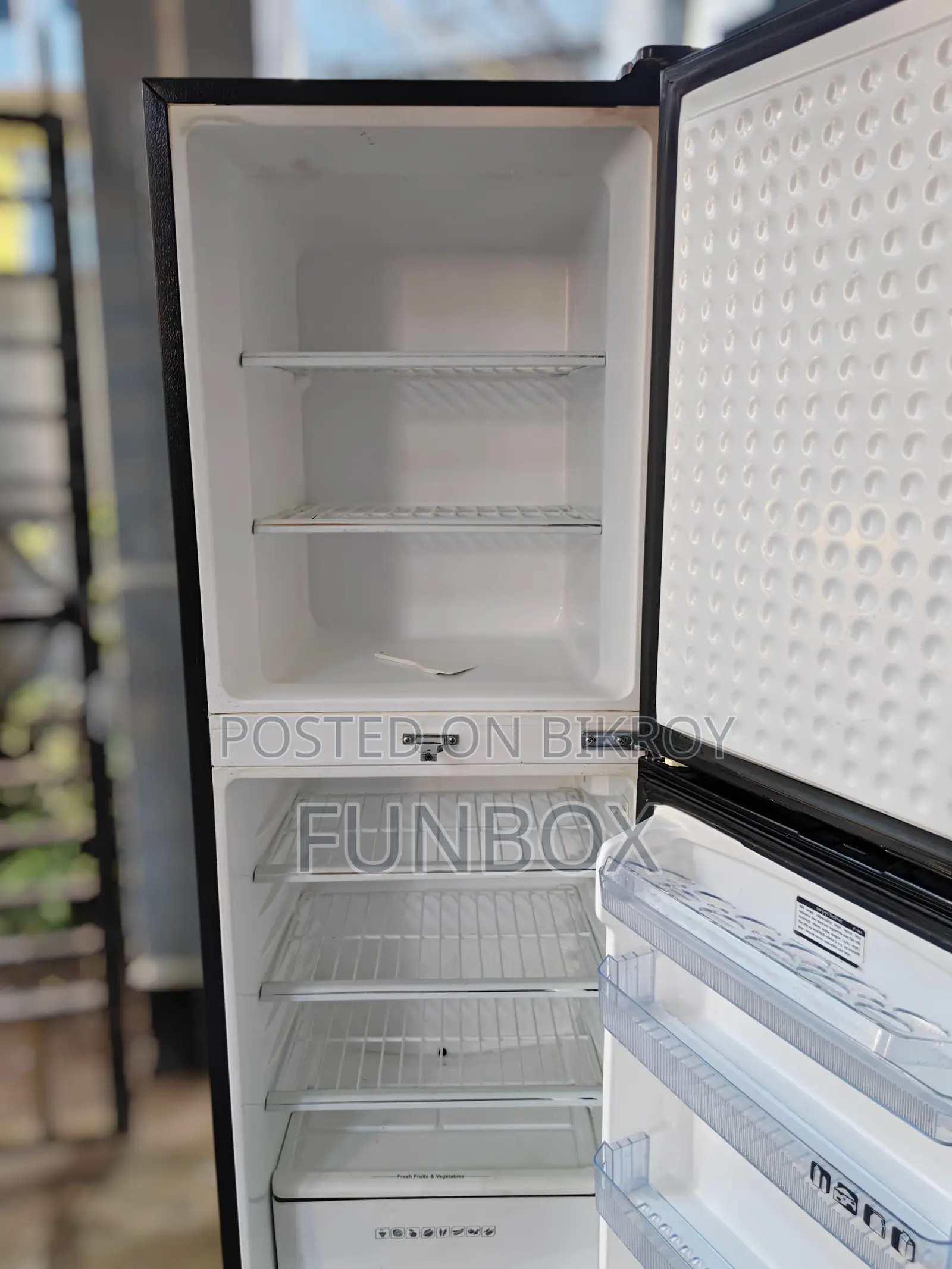 Used Walton Refrigerator 2D4 244L Fresh With Official Warranty