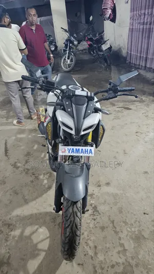 ইয়ামাহা এমটি-১৫ ২০২১ সাদা