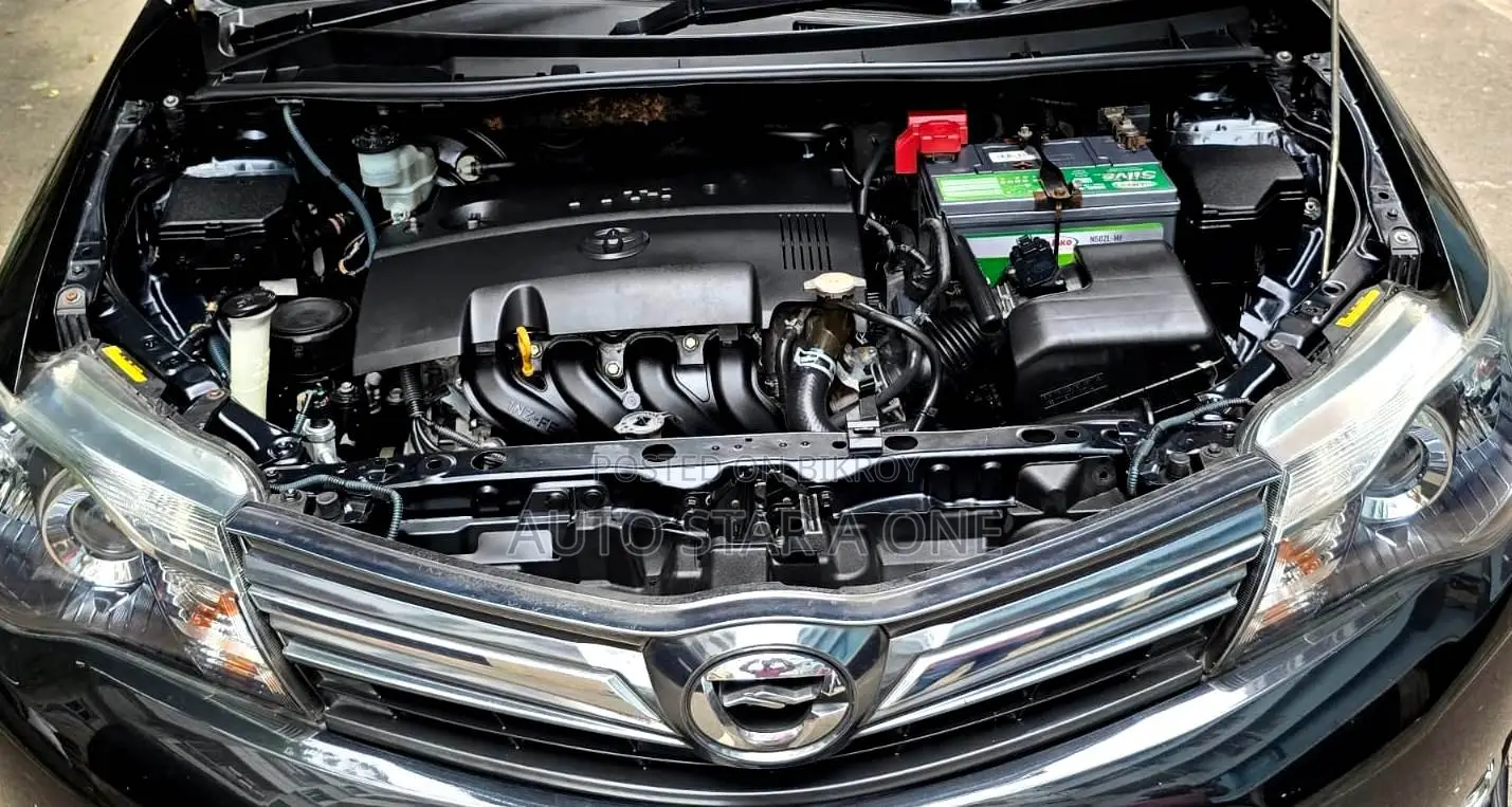 Toyota Corolla Fielder 1.5 Liter Petrol All-Wheel Drive 2013 Black