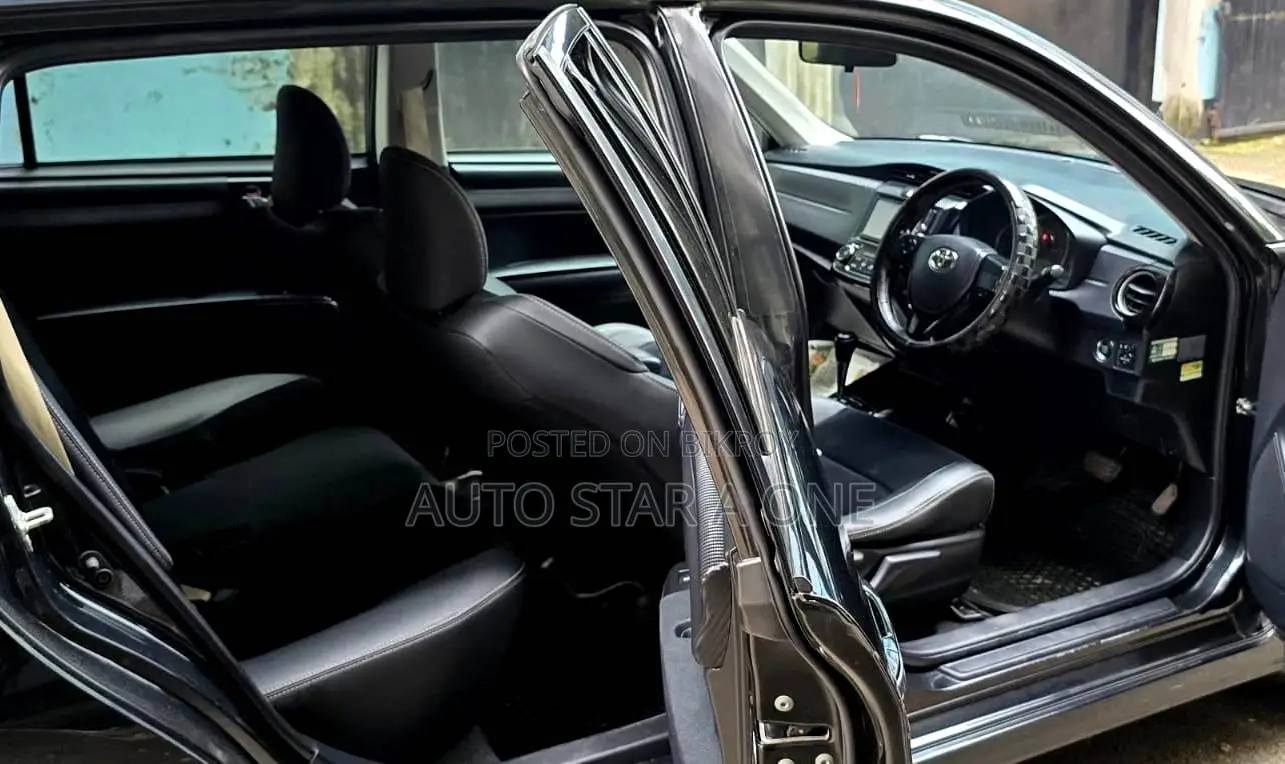 Toyota Corolla Fielder 1.5 Liter Petrol All-Wheel Drive 2013 Black