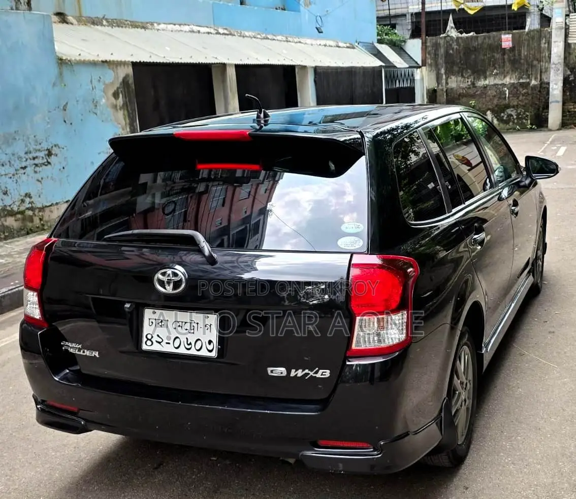 Toyota Corolla Fielder 1.5 Liter Petrol All-Wheel Drive 2013 Black