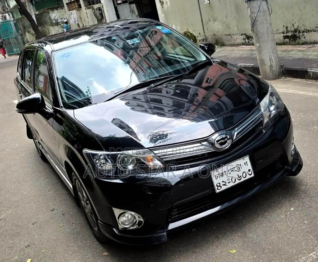 Toyota Corolla Fielder 1.5 Liter Petrol All-Wheel Drive 2013 Black