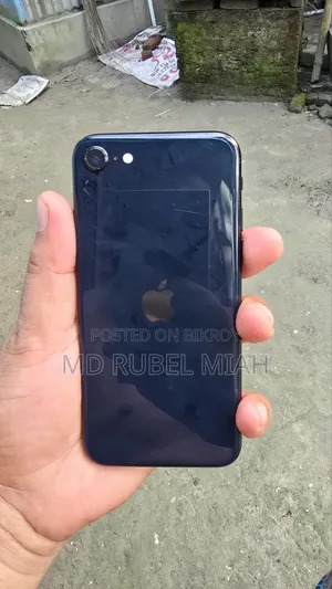 Apple iPhone SE (2022) 64 GB Black
