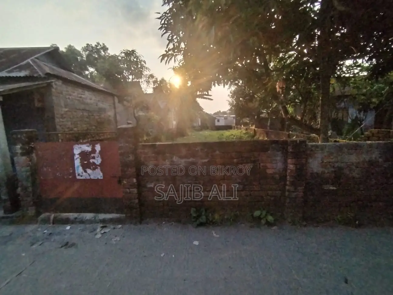 Land for sale in a great location!