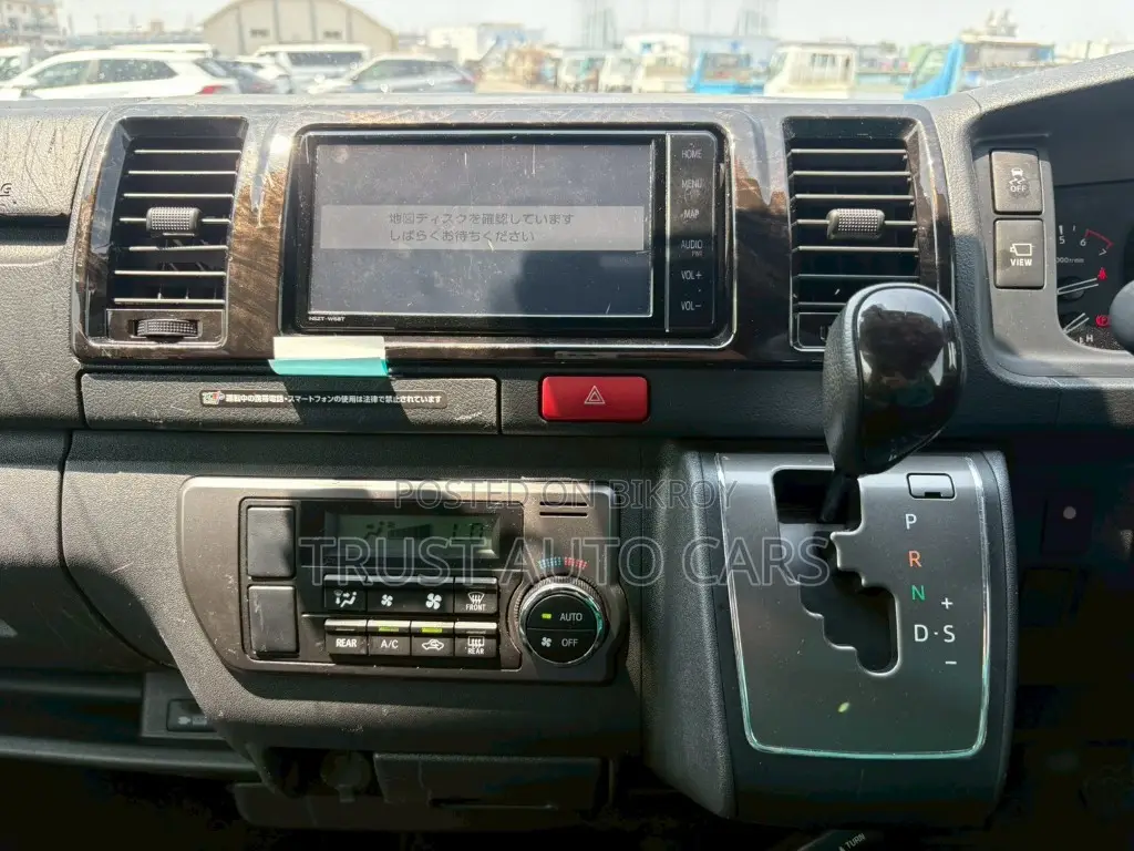 টয়োটা হাইএস ২০২৩