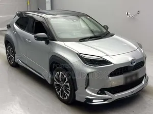 Toyota Yaris Cross 1.5 Hybrid AWD 2021 Silver