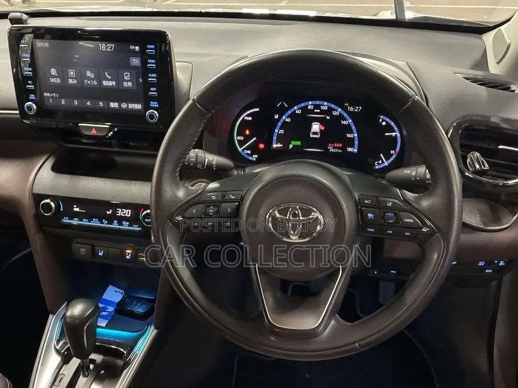 Toyota Yaris Cross 1.5 Hybrid AWD 2021 Silver