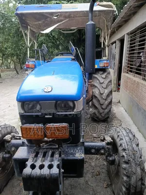 জমি চাষ করা গাড়ি