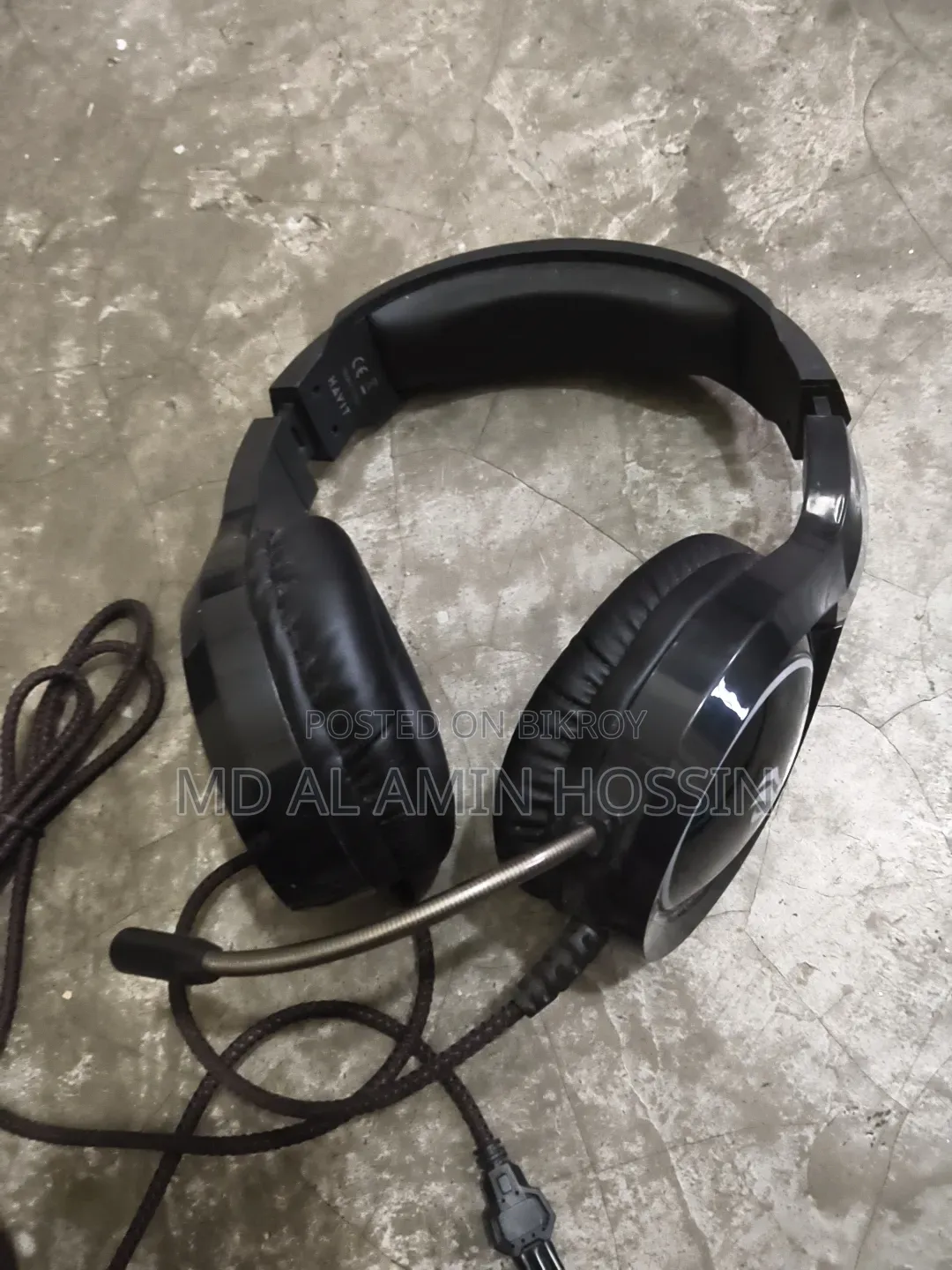 Headphone