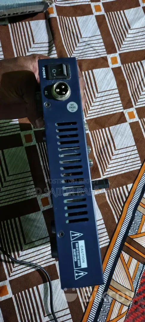 Yamaha 4 Channel Mixer