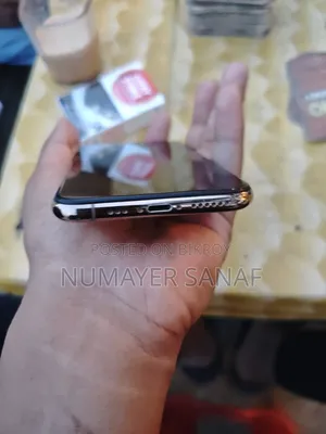 Apple iPhone XS 64 GB Gold