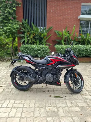Bajaj Pulsar F250 2025 Black