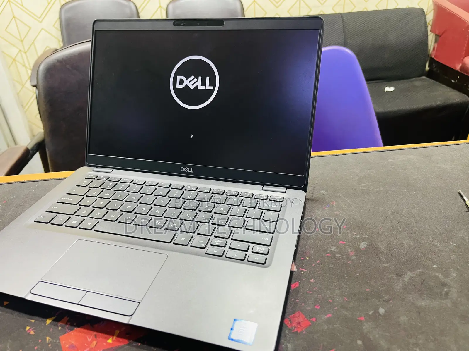 Laptop Dell Latitude 5300 8GB Intel Core i7 SSD 256GB