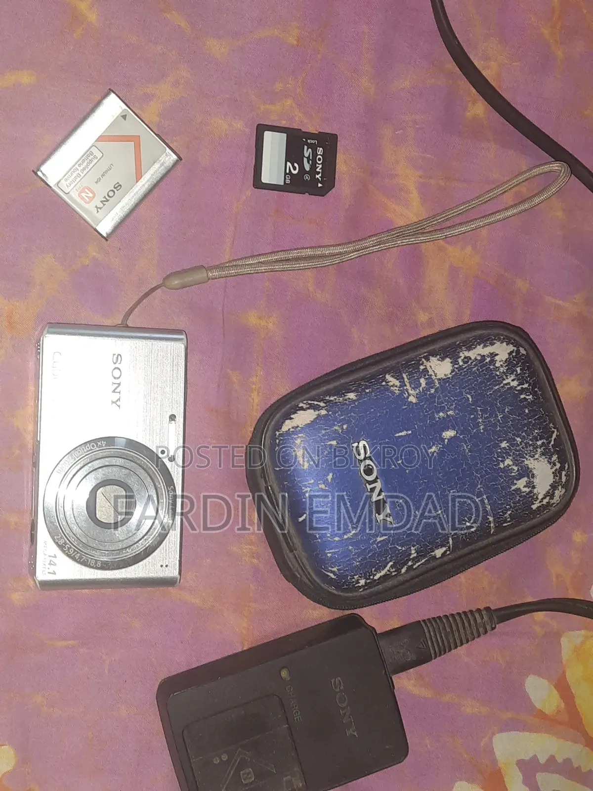 Sony DSC-W610 Digital Camera