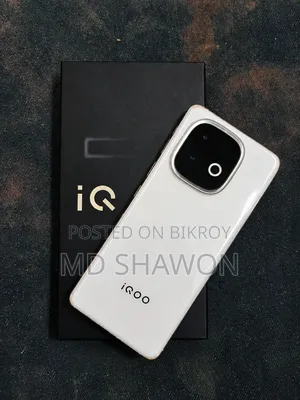 iQOO Z10 256 GB White