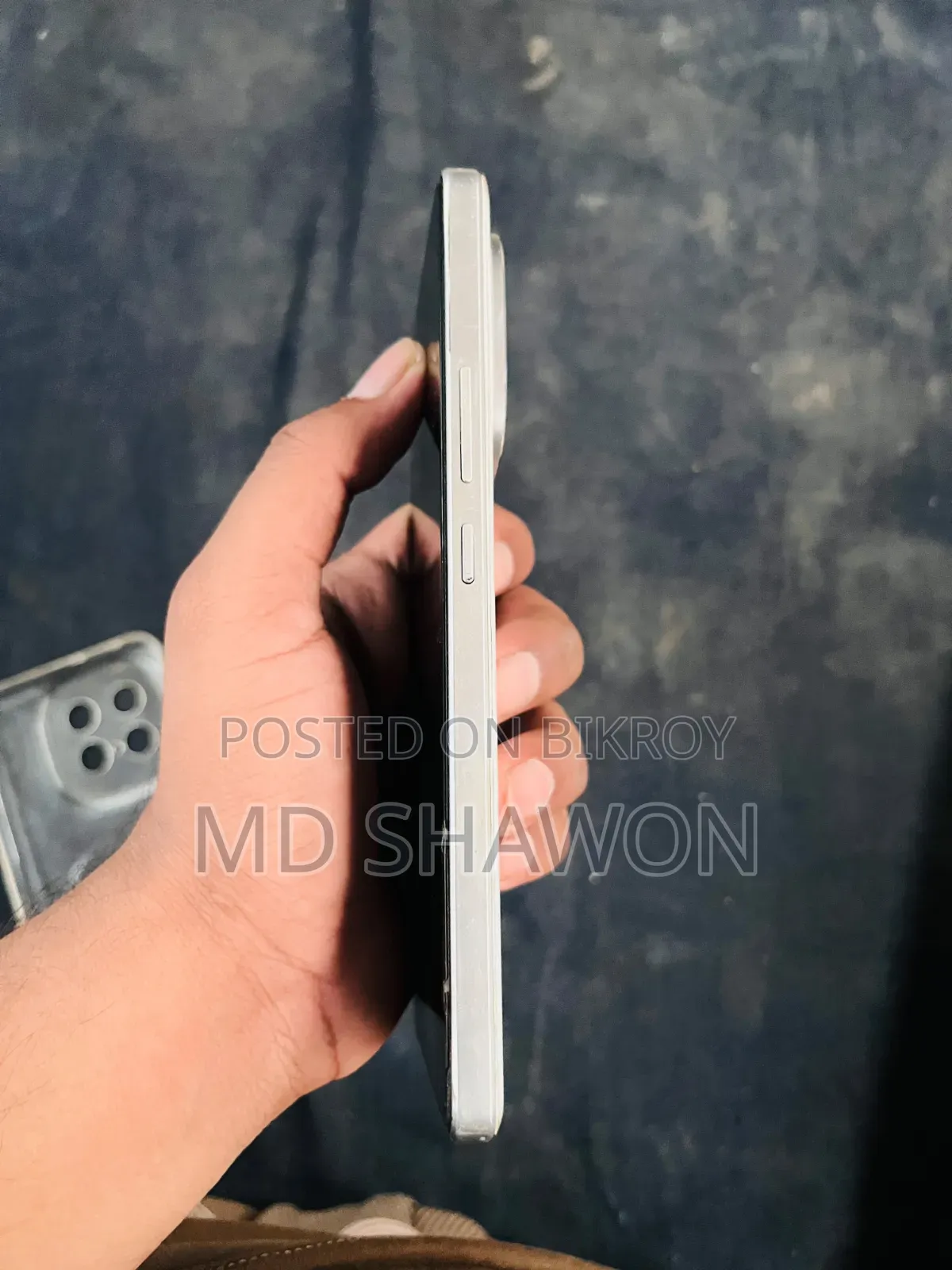 iQOO Z10 256 GB White