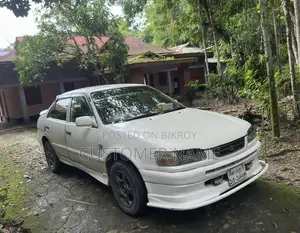 Toyota Corolla Automatic 1995 White