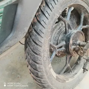 বাজাজ ডিসকভার ১২৫ ২০১৯ কালো