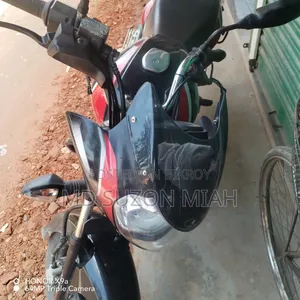 বাজাজ ডিসকভার ১২৫ ২০১৯ কালো