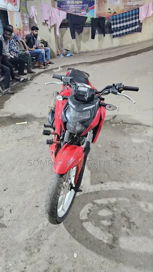 TVS Apache 160 4V 2019 Red
