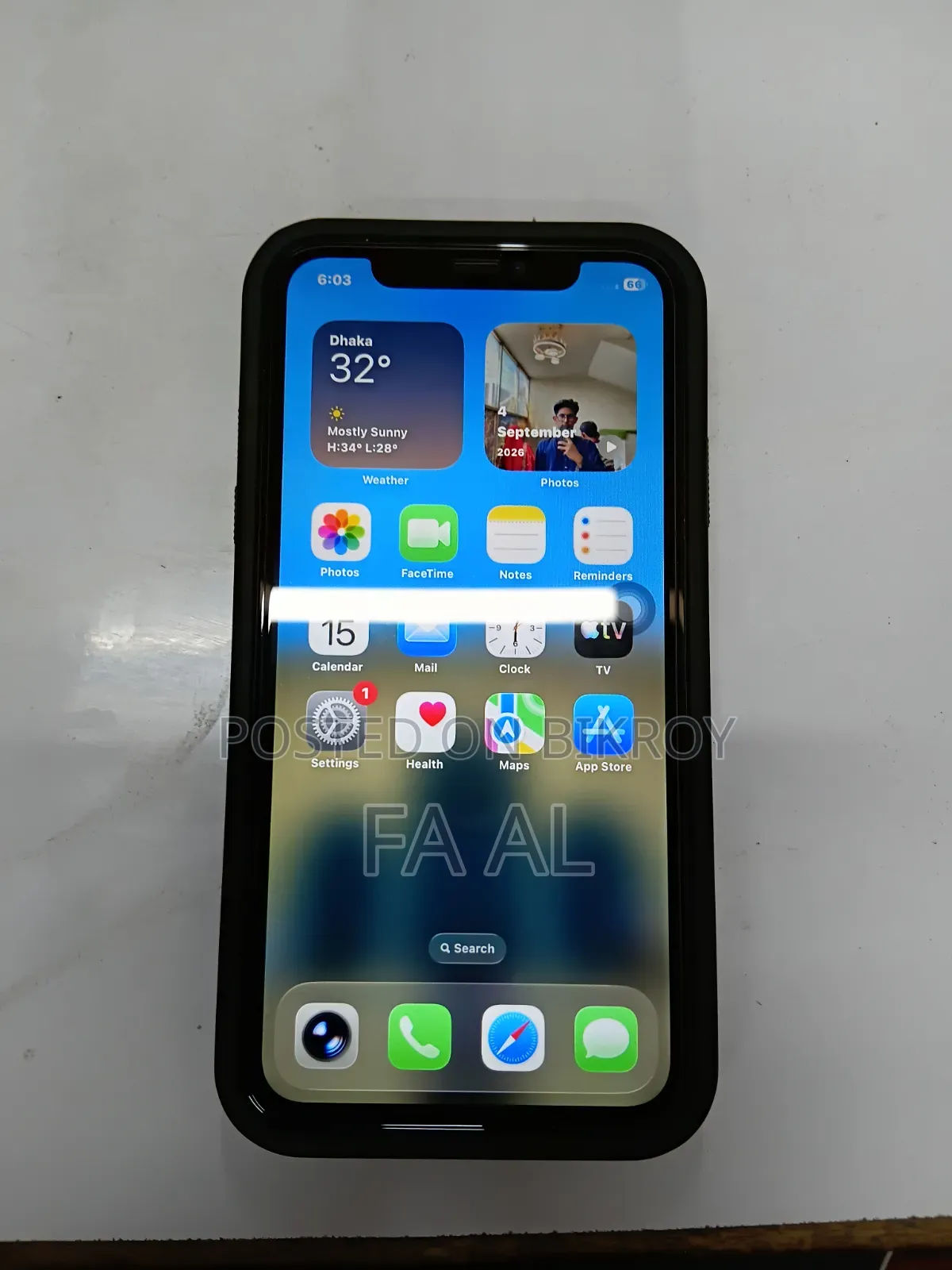 New Apple iPhone 11 64 GB Silver