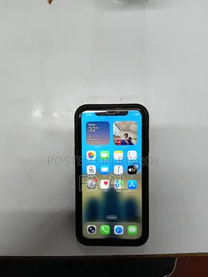New Apple iPhone 11 64 GB Silver