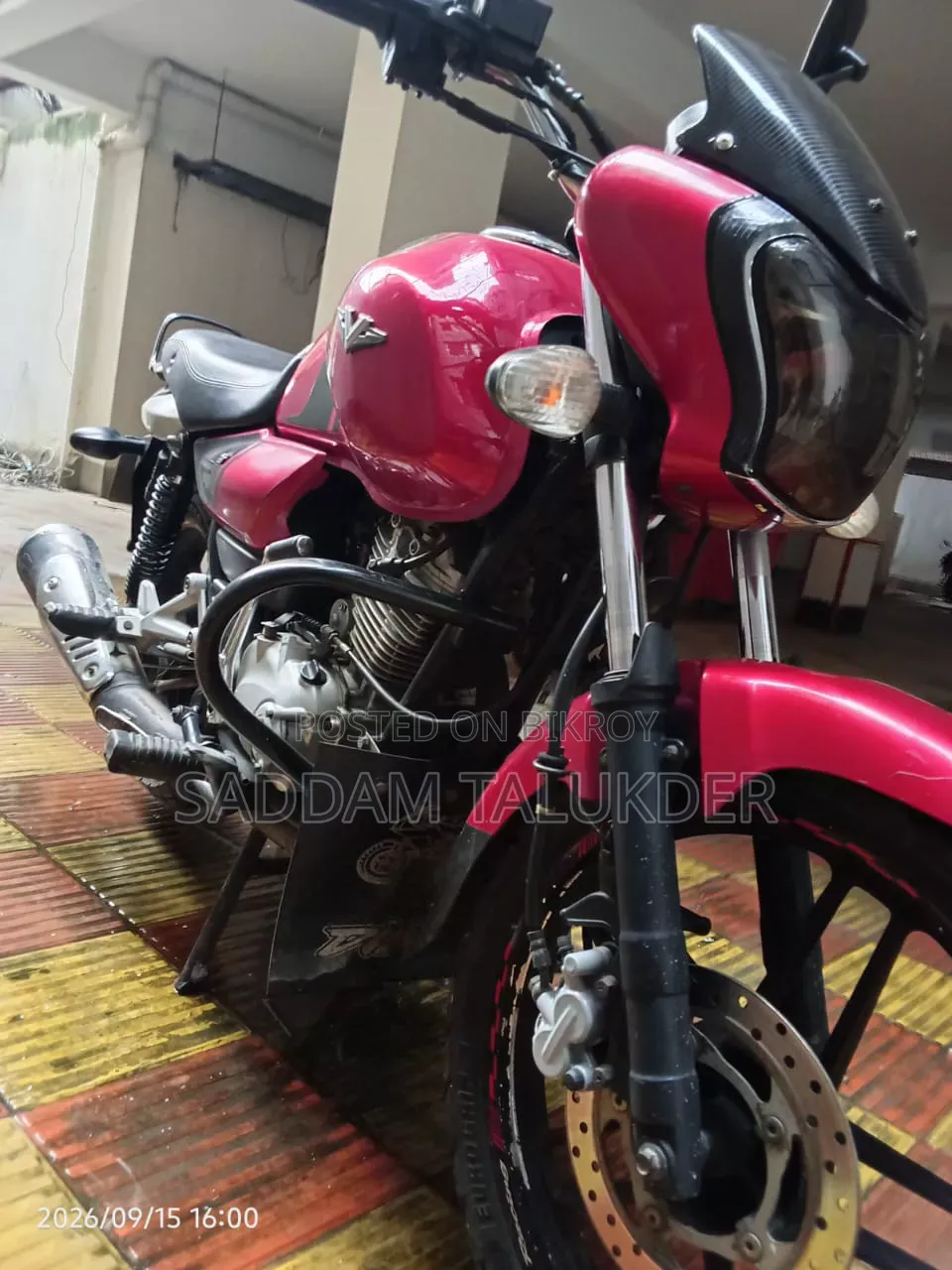 Bajaj V15 2018 Red