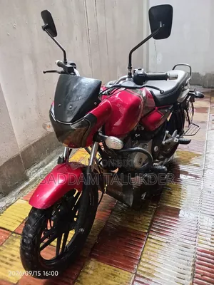 Bajaj V15 2018 Red